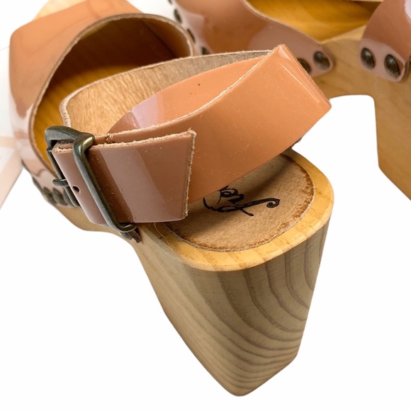 new Free People ❤︎ Pasadena Patent Leather Ankle Strap Clogs ❤︎ Rose Pink - Picture 7 of 17